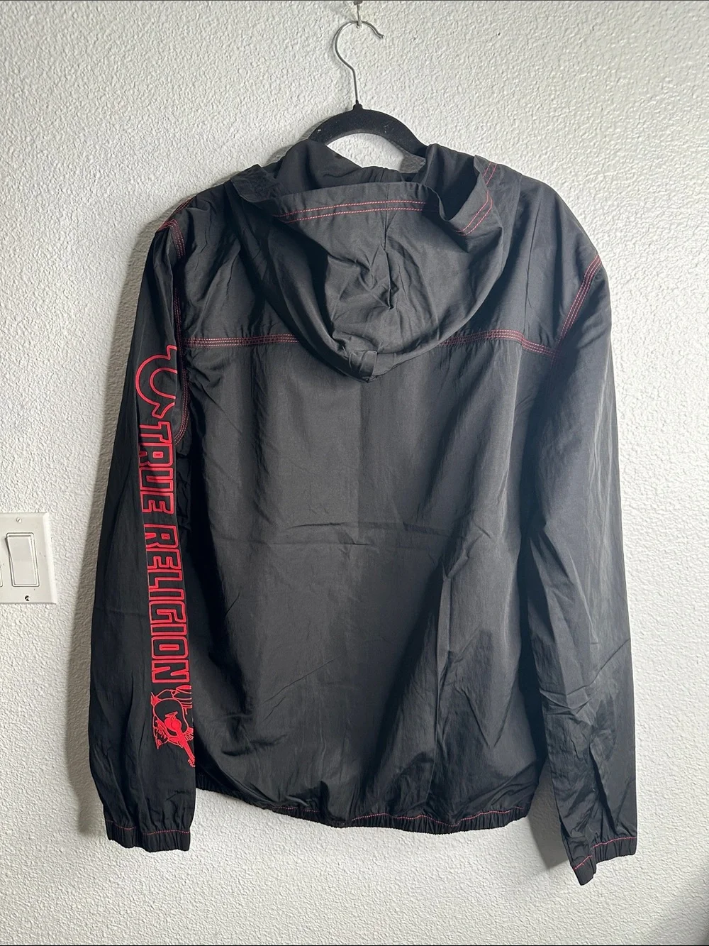 True Religion Black Hooded Windbreaker with Red Accents size M new